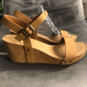 Camel wedge sandals.